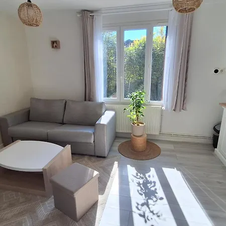 Dans Maison * Saint-André-les-Vergers