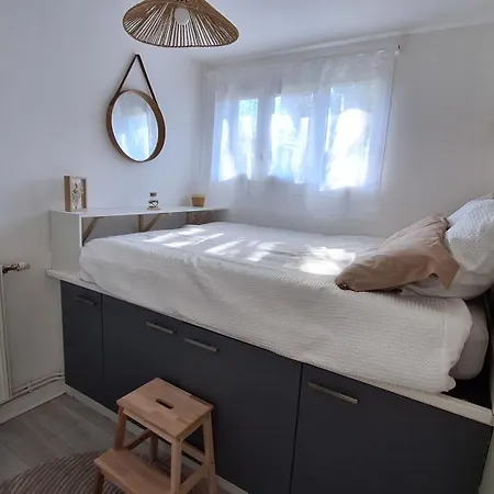 Dans Maison